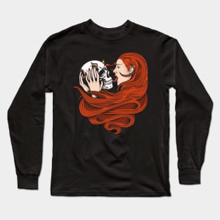 girl holding skull illustration Long Sleeve T-Shirt